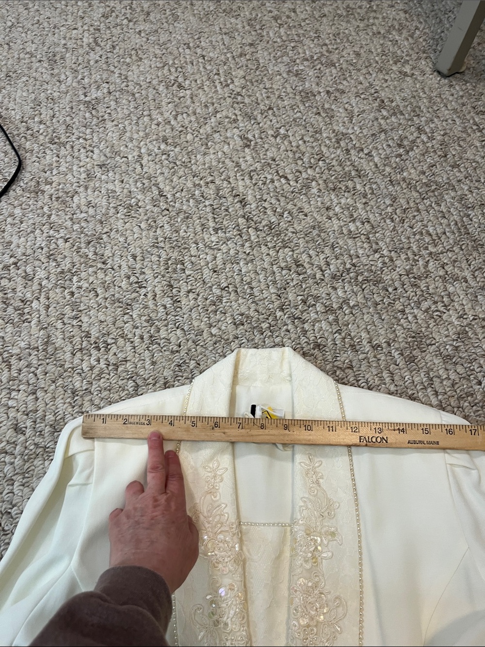 Elegant Ivory Women's Wedding Skirt Suit with Embroidered Shawl Collar size 9/10 - Picture 11 of 17
